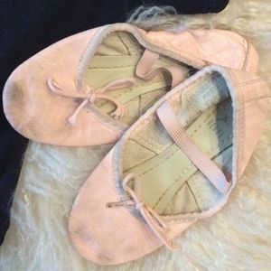 Capizio Pink Ballet Leather Shoes 4 1/2
